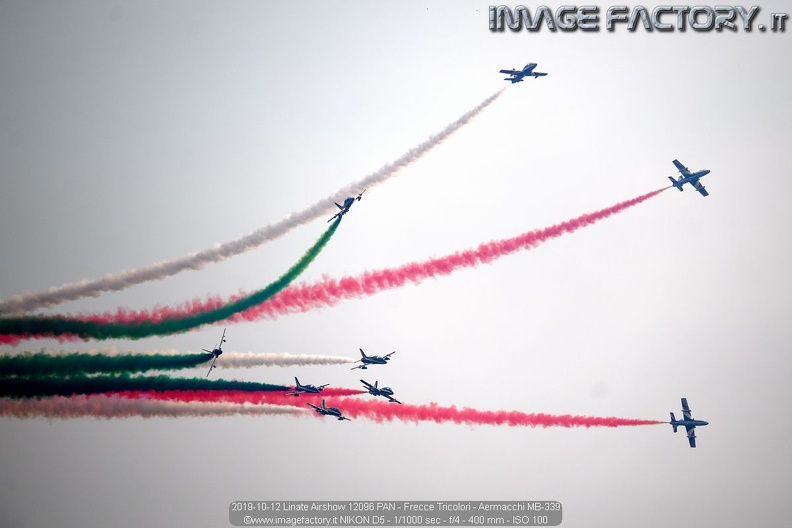 2019-10-12 Linate Airshow 12096 PAN - Frecce Tricolori - Aermacchi MB-339.jpg